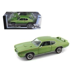 1969 Pontiac GTO Judge Green American Muscle 20th Anniversary Edition 1/18 Diecast Model Car by Autoworld